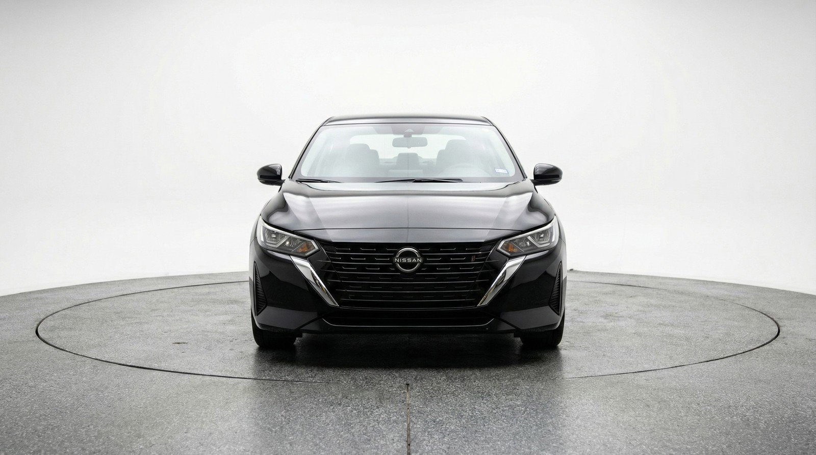 Used 2025 Nissan Sentra SV image 2