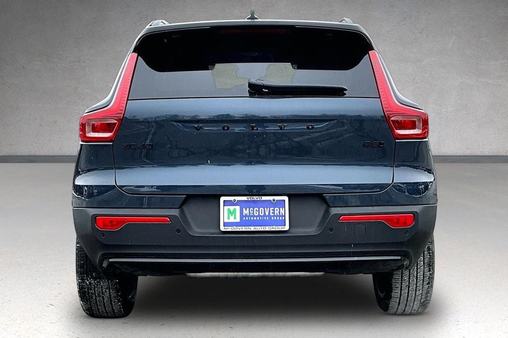 New 2026 Volvo XC40 B5 Ultra w/ Protection Package Premier AWD/4WD image 4