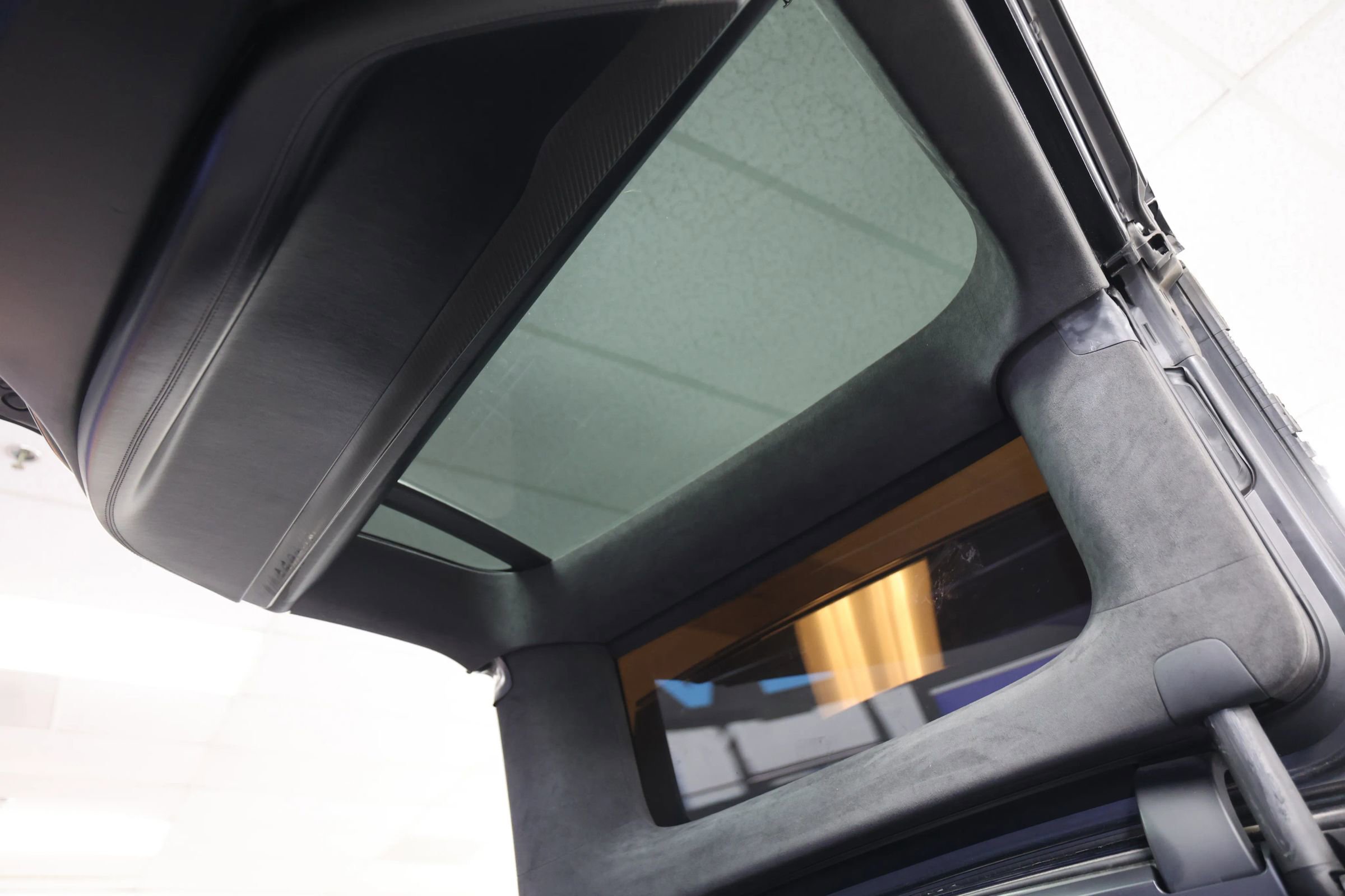 Used 2018 Tesla Model X 75D image 41