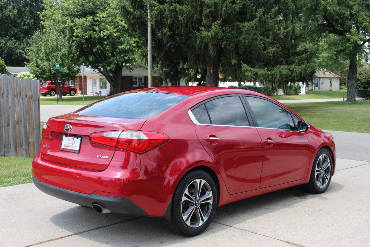 Used 2016 Kia Forte EX w/ EX Premium Package FWD image 9