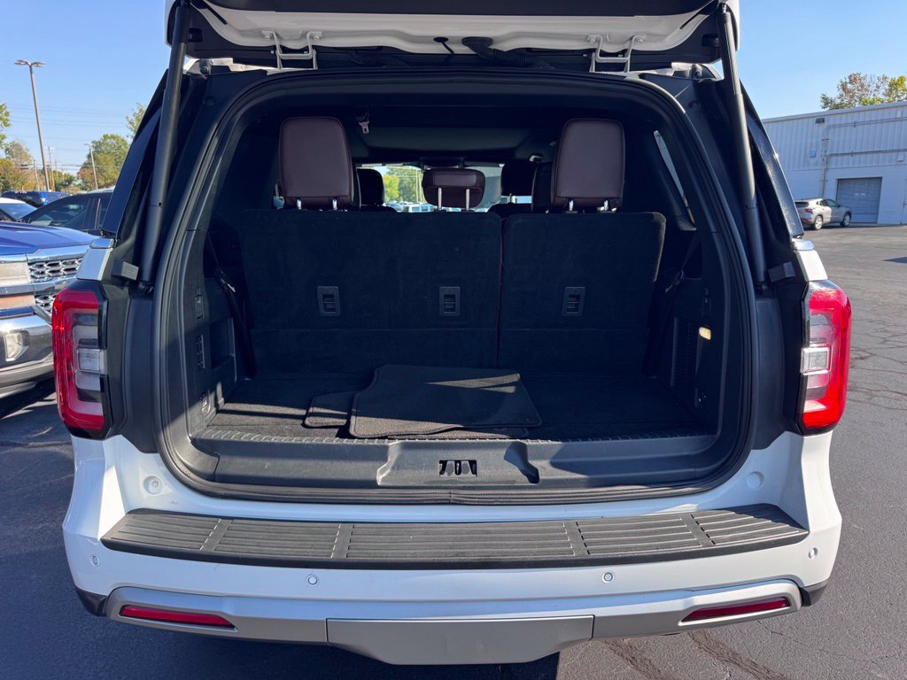 Used 2024 Ford Expedition Limited RWD image 44