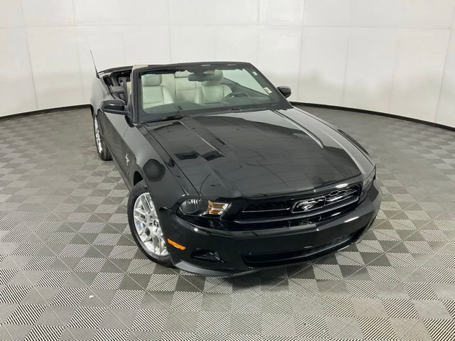 Used 2012 Ford Mustang Premium image 37