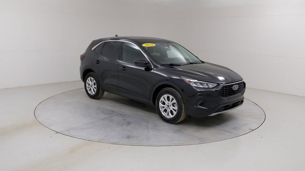 Certified 2023 Ford Escape Active w/ Tech Pack #2 image 10