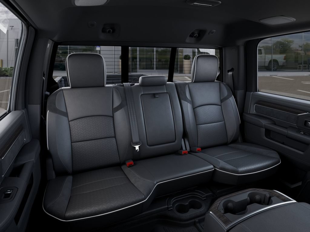 New 2026 RAM 2500 Laramie AWD/4WD image 16