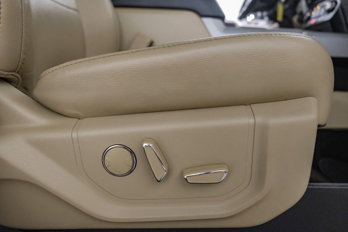 Used 2017 Ford F250 Lariat w/ Chrome Package image 34