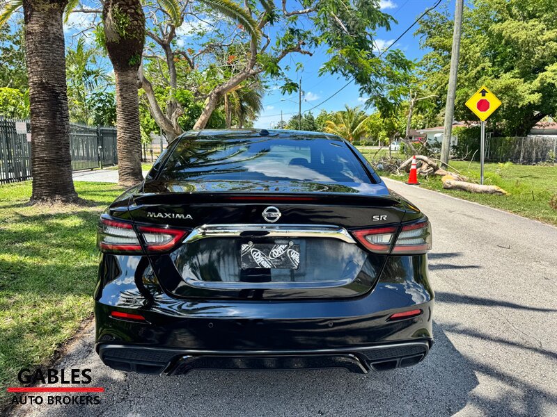 Used 2019 Nissan Maxima SR w/ Premium Package FWD image 10