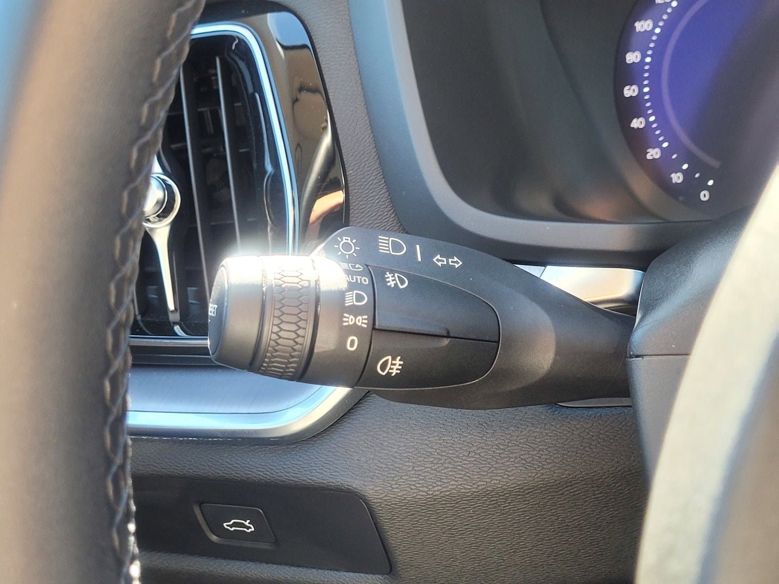 Certified 2023 Volvo S60 B5 Core w/ Climate Package image 22
