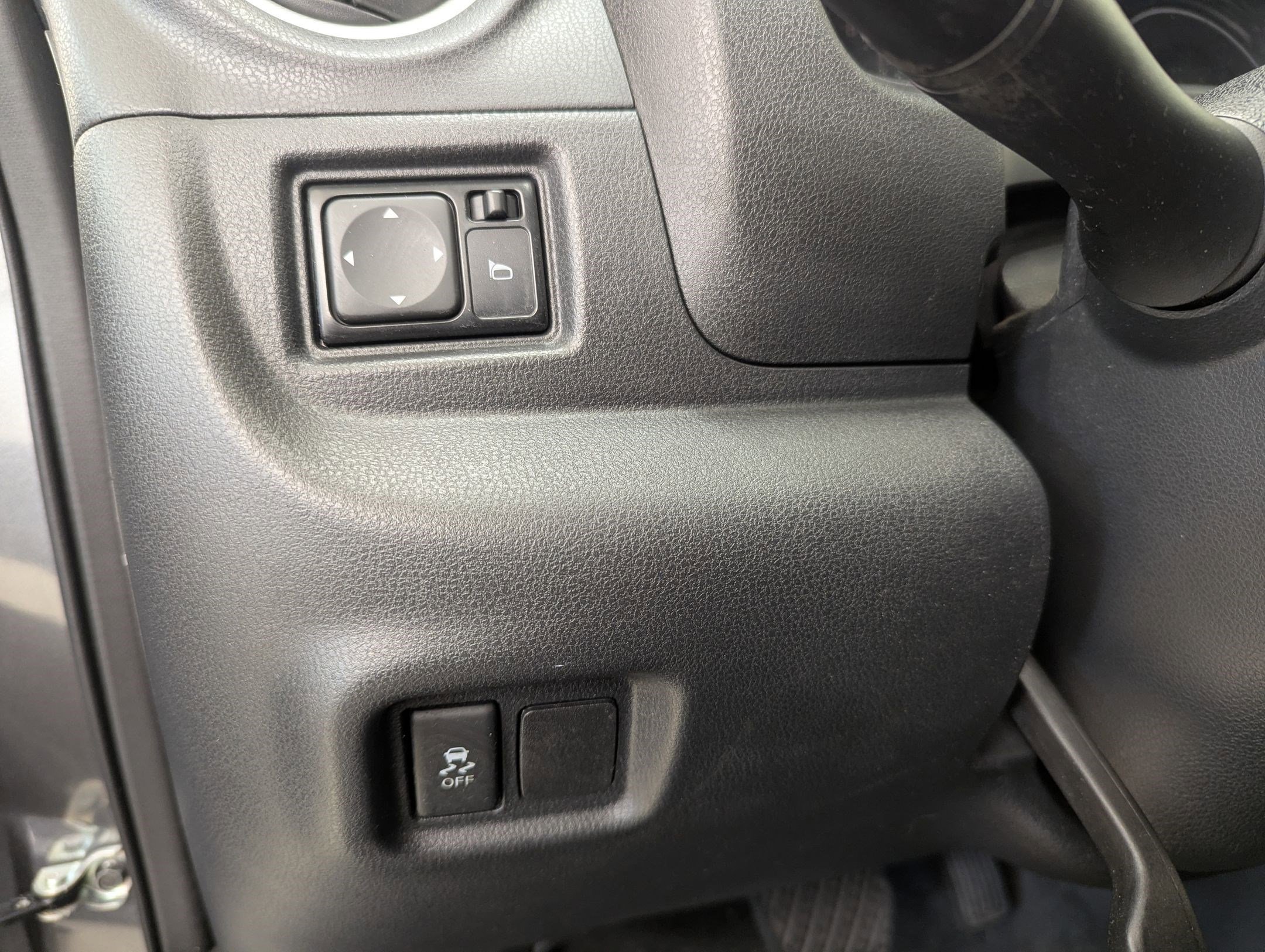 Used 2017 Nissan Versa Note SV image 16