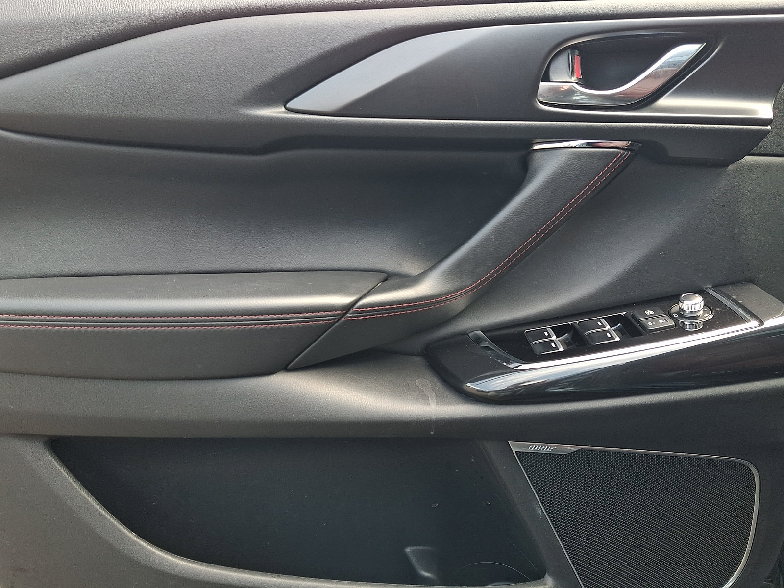 Certified 2022 MAZDA CX-9 Carbon Edition AWD/4WD image 11