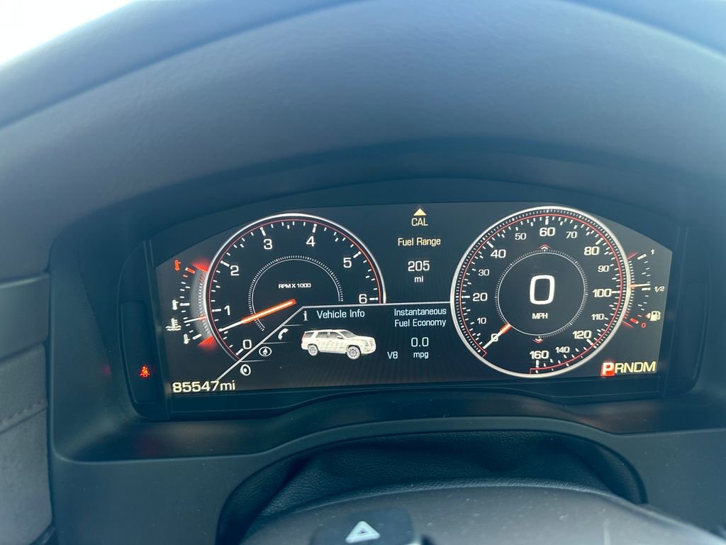 Used 2015 Cadillac Escalade Luxury image 13