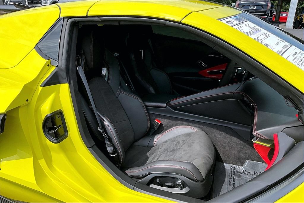 Used 2023 Chevrolet Corvette Stingray Premium Conv w/ Stealth Interior Trim Package RWD image 27
