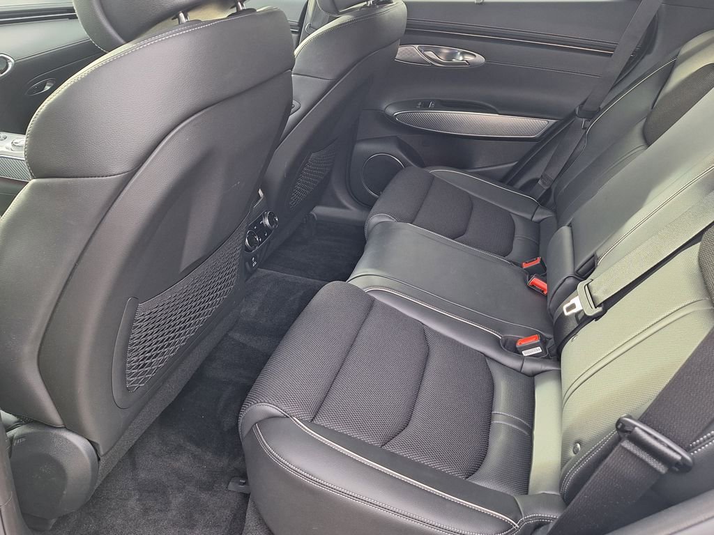 Used 2025 Genesis GV70 2.5T Sport Prestige w/ Sport Prestige Package image 12