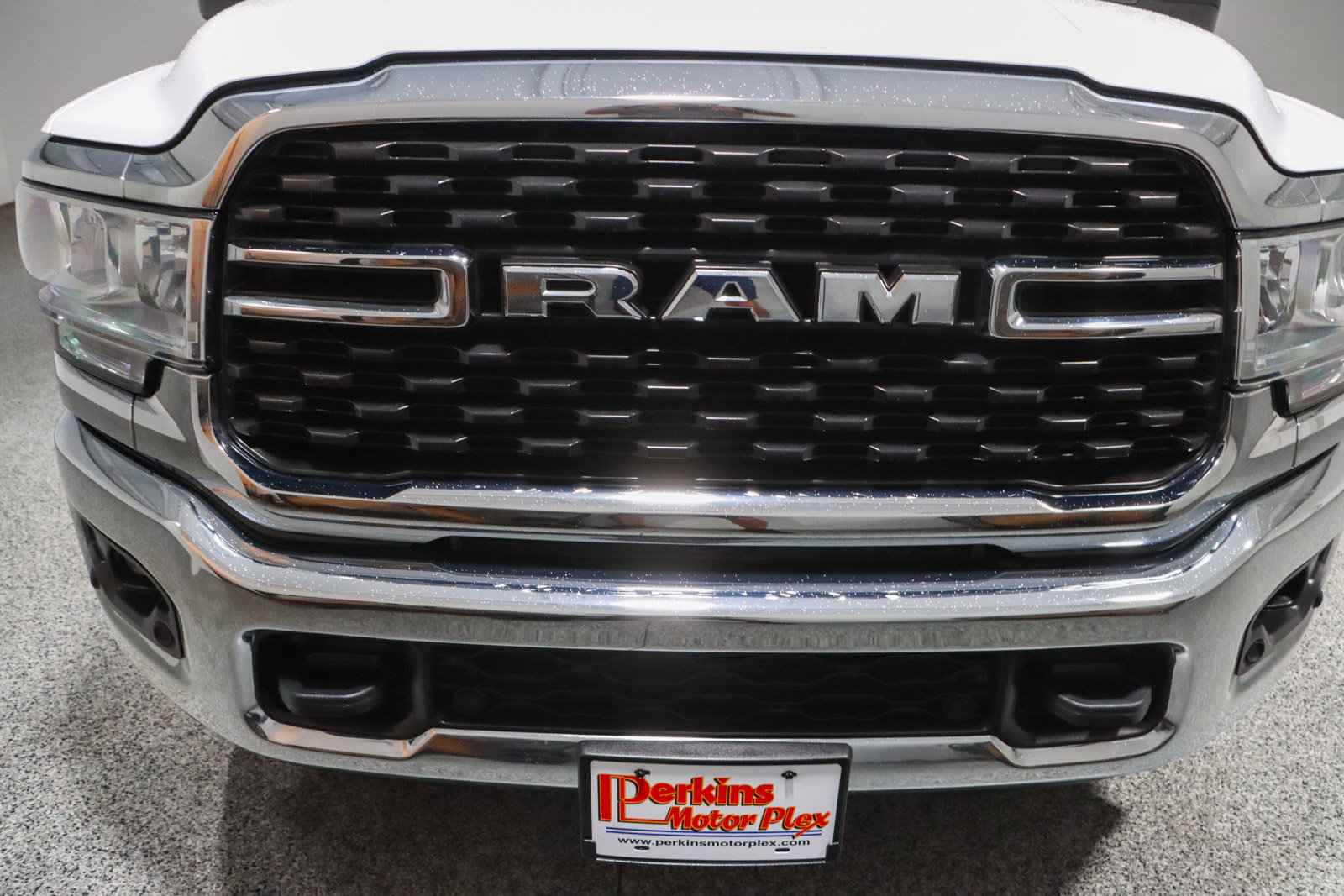 Used 2023 RAM 2500 Big Horn w/ Level 1 Equipment Group AWD/4WD image 4