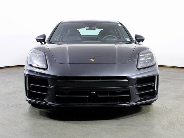 New 2025 Porsche Panamera 4 image 10