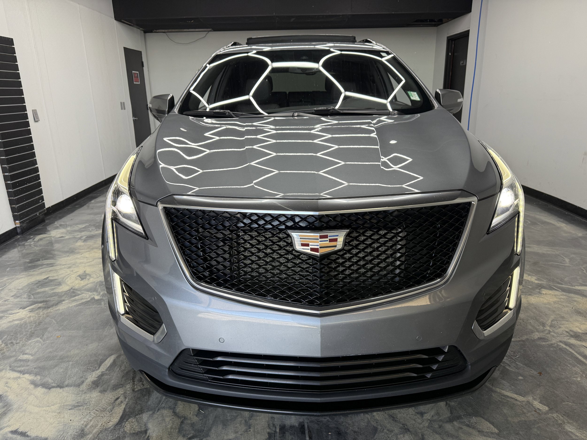 Used 2021 Cadillac XT5 Sportv w/ Platinum Package AWD/4WD image 7