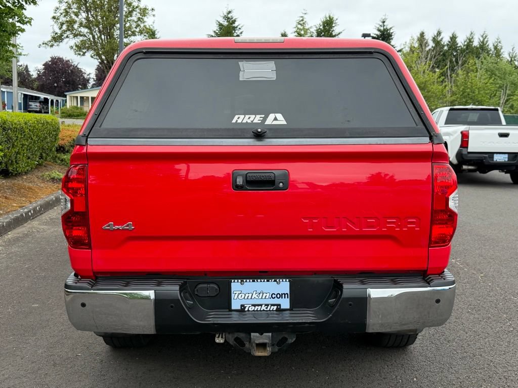 Used 2015 Toyota Tundra Limited w/ Limited Premium Package AWD/4WD image 6