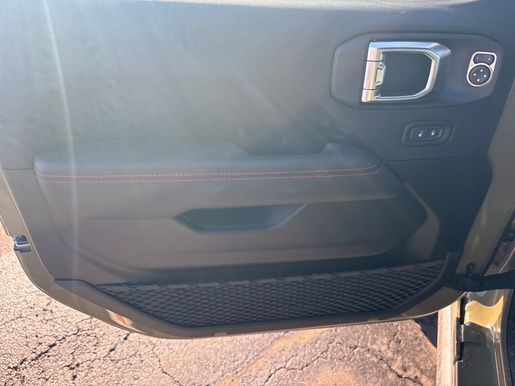 New 2026 Jeep Wrangler Unlimited Rubicon 392 image 13