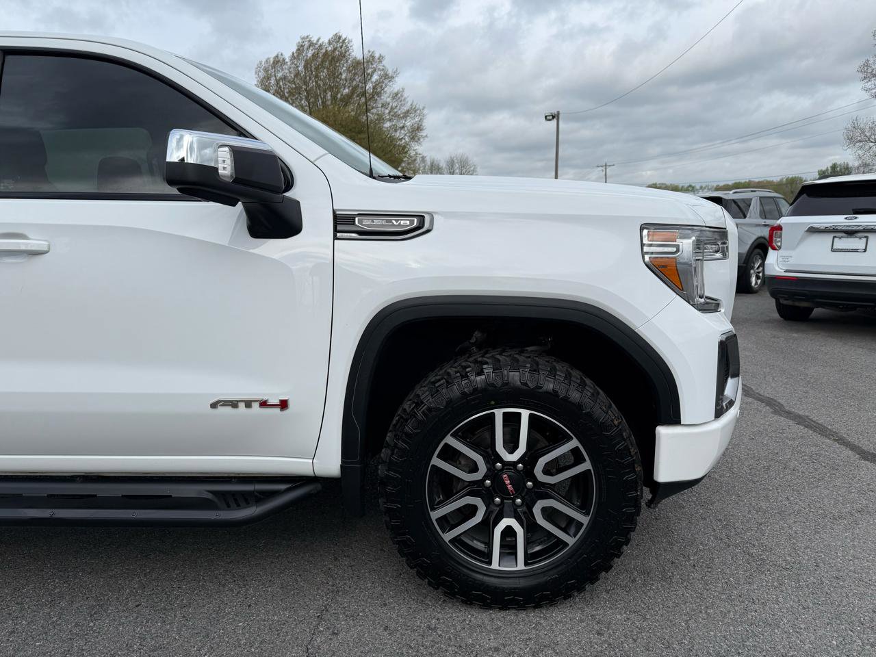 Used 2019 GMC Sierra 1500 AT4 w/ AT4 Premium Package AWD/4WD image 39