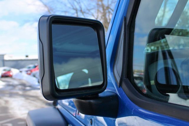 Used 2025 Jeep Wrangler Sport image 8