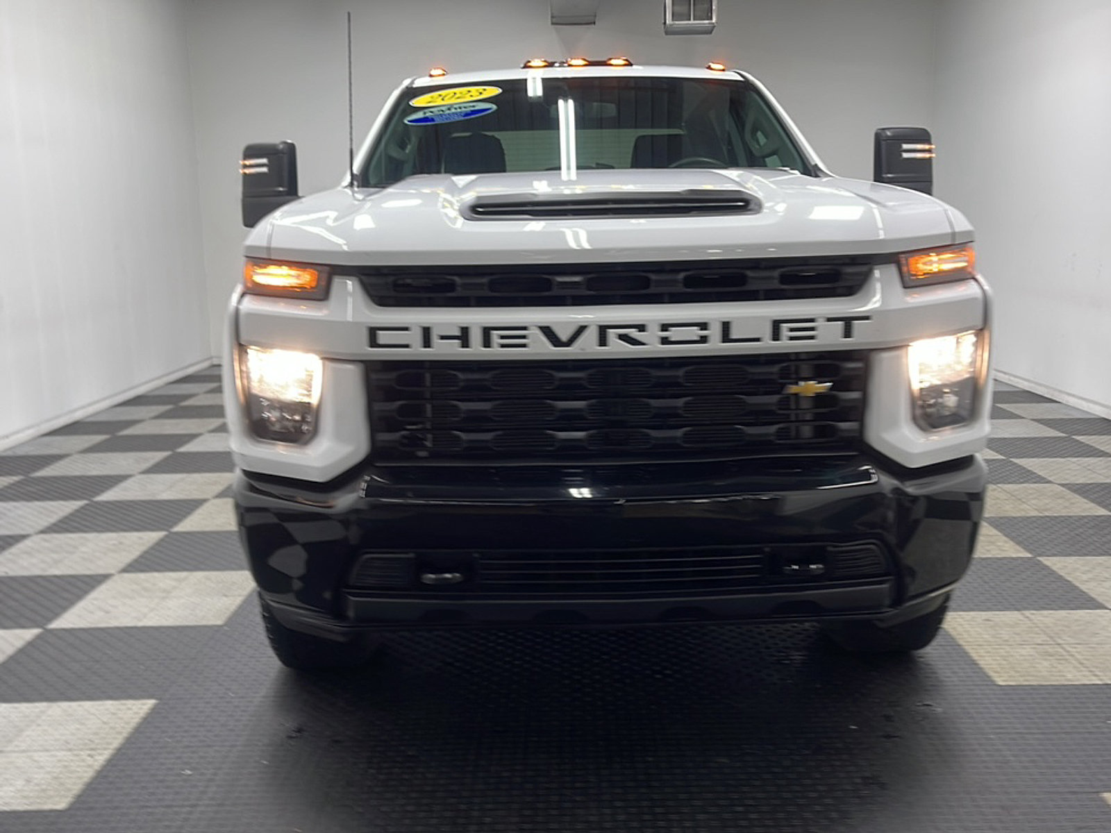 Used 2023 Chevrolet Silverado 2500 Custom w/ Custom Convenience Package AWD/4WD image 22