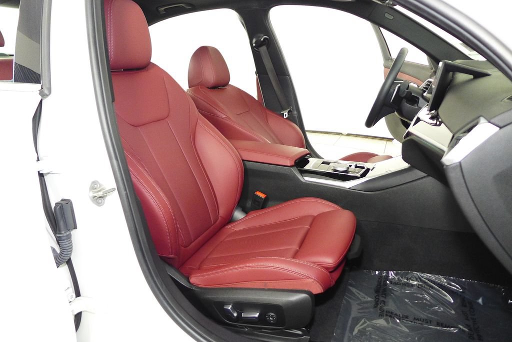 Used 2024 BMW 330i Sedan w/ Convenience Package RWD image 19