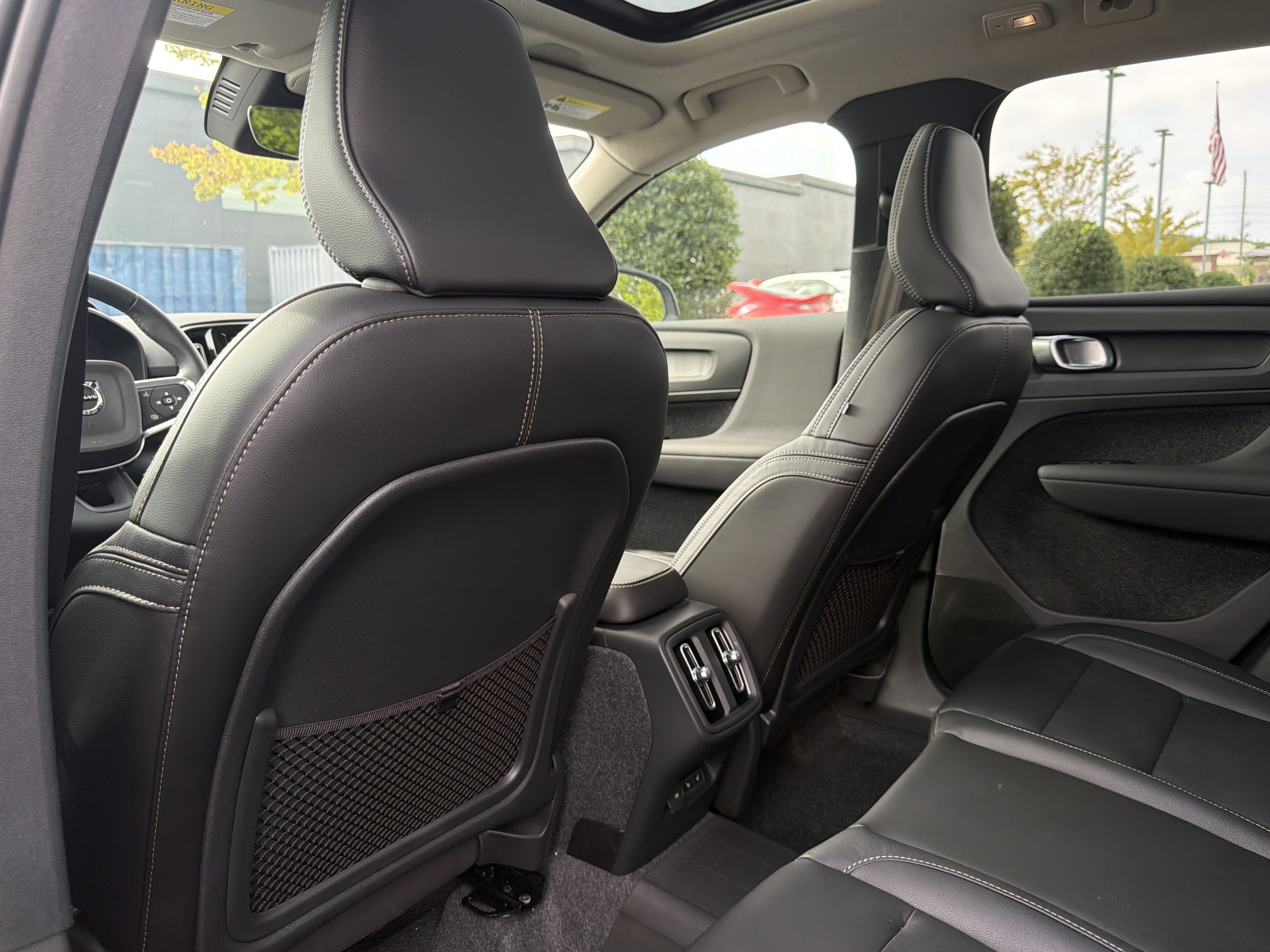 Used 2026 Volvo XC40 B5 Ultra w/ Protection Package Premier AWD/4WD image 41