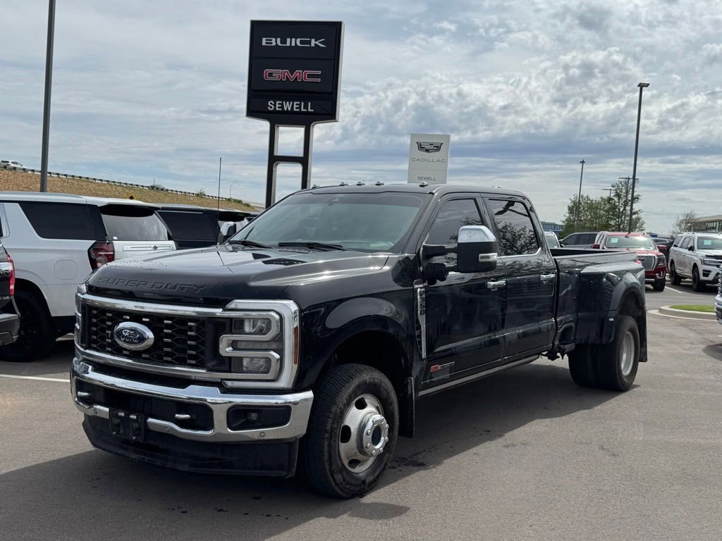 Used 2024 Ford F350 King Ranch w/ Chrome Package AWD/4WD video 1