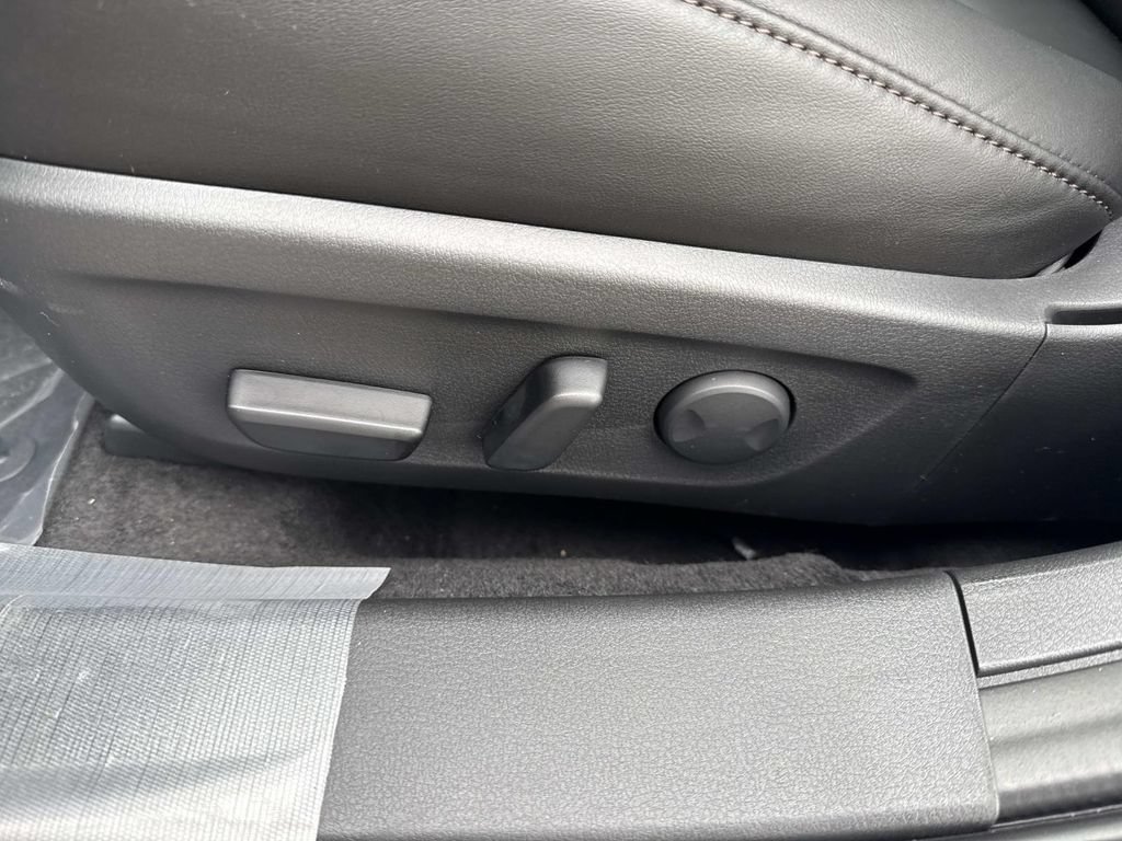 New 2026 MAZDA MAZDA3 s FWD image 24