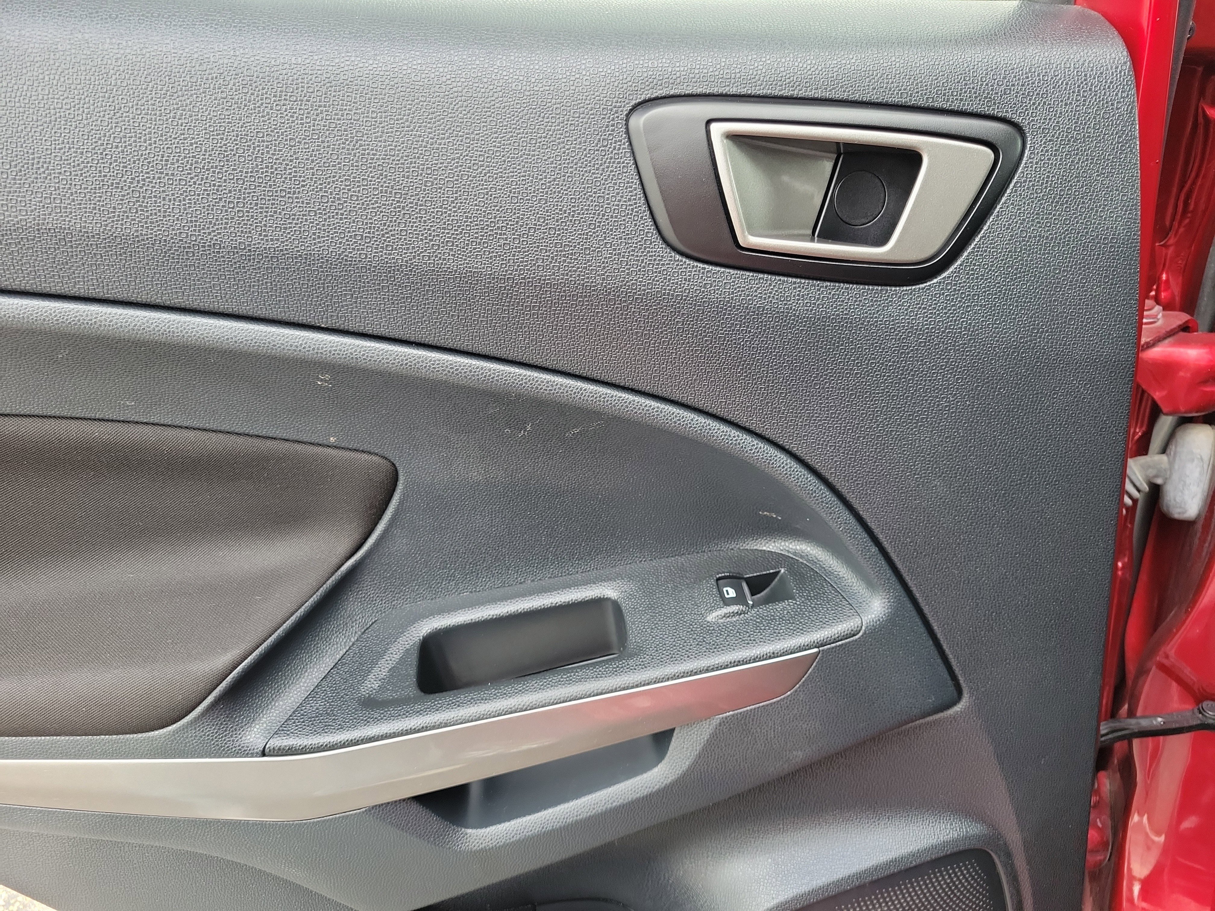 Used 2021 Ford EcoSport SE FWD image 23