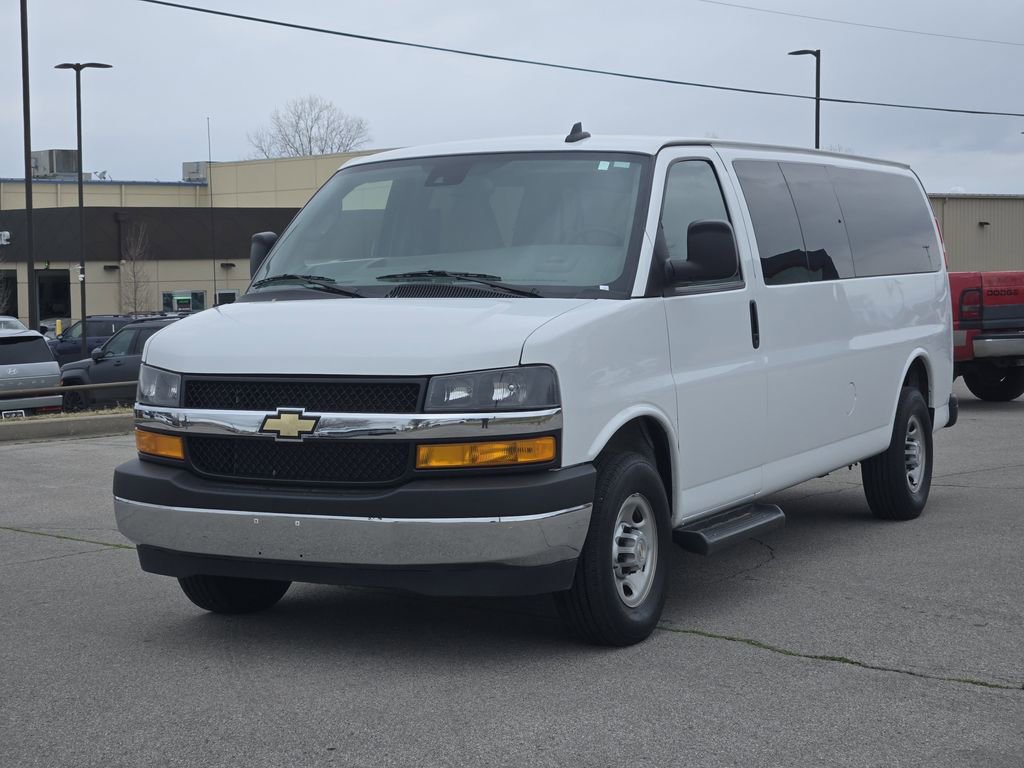 Used 2023 Chevrolet Express 3500 LT w/ LT Preferred Equipment Group image 2