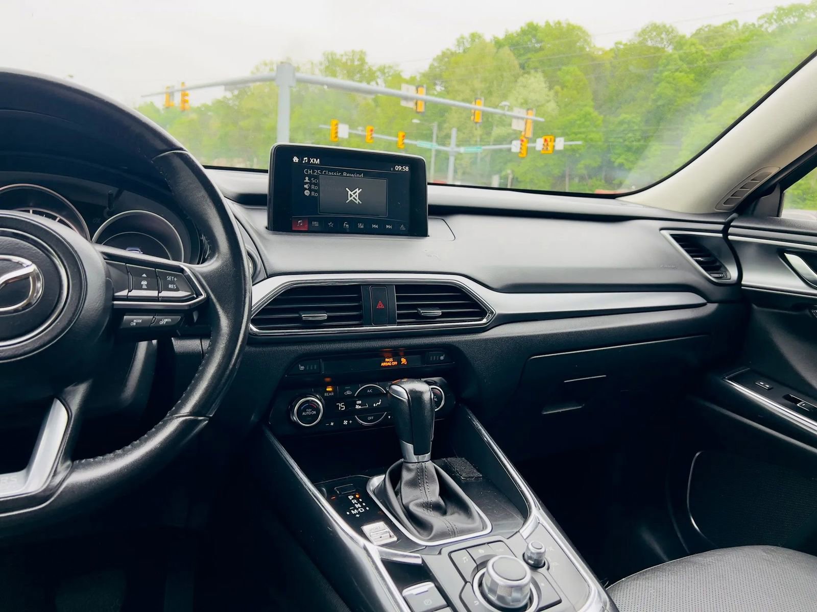 Used 2018 MAZDA CX-9 Touring w/ Touring Premium Package AWD/4WD image 27