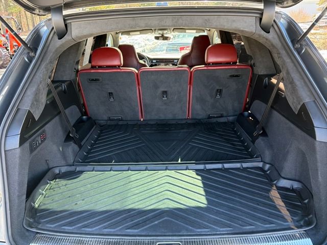 Used 2021 Audi SQ7 Prestige image 25