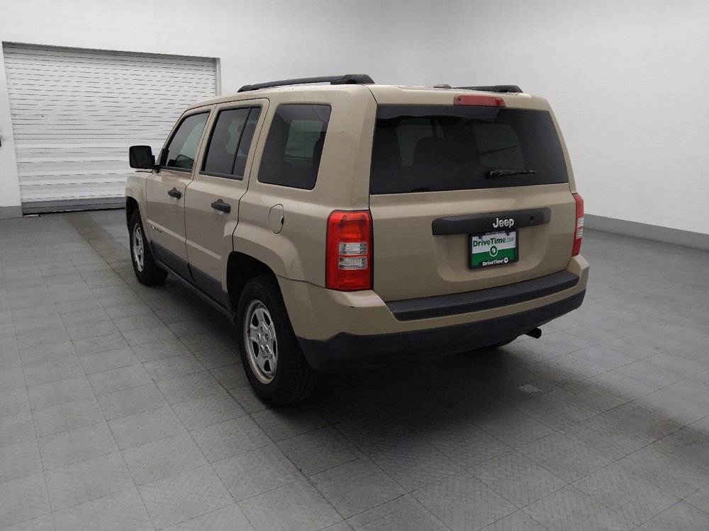 Used 2016 Jeep Patriot Sport FWD image 5