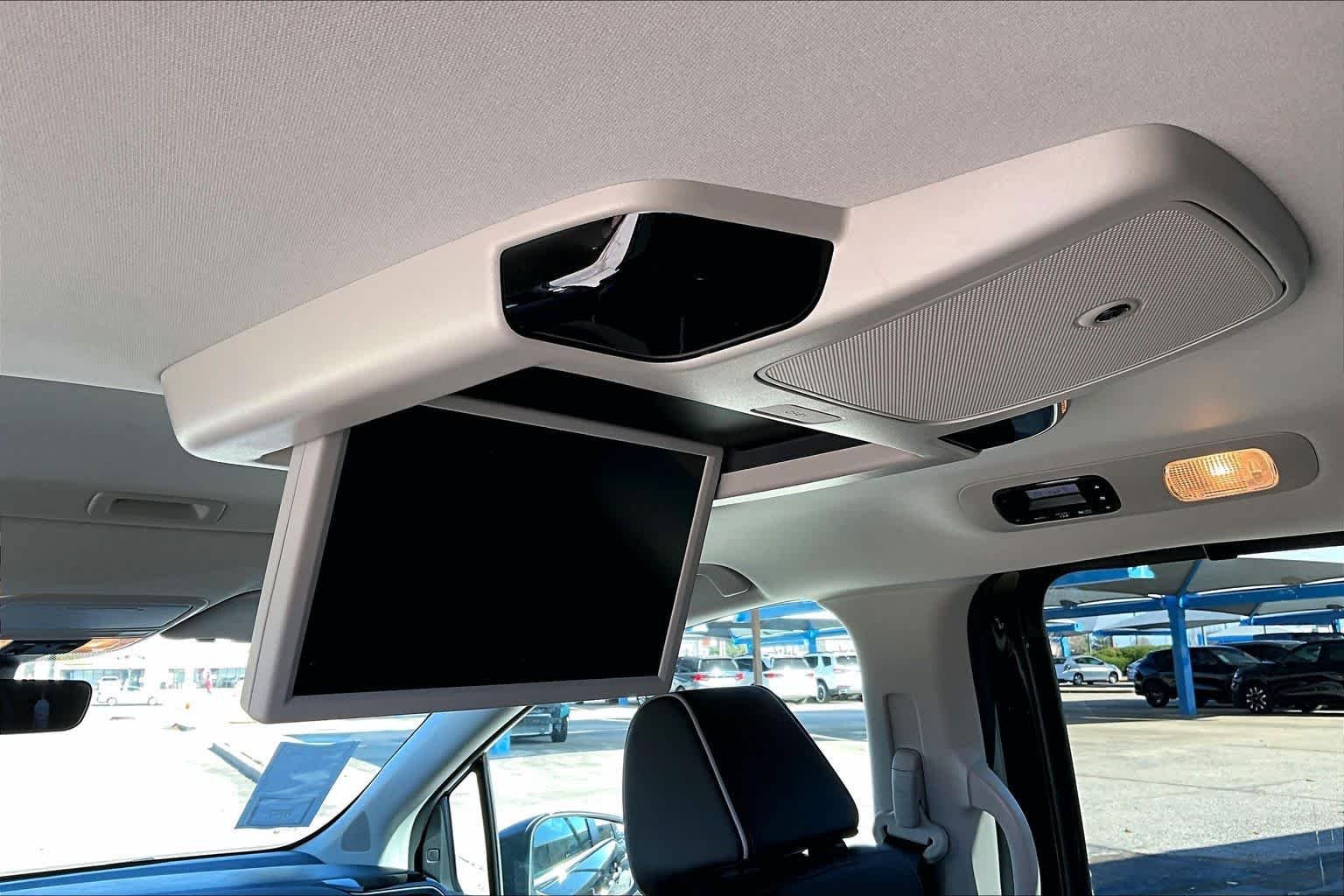 New 2026 Honda Odyssey Touring image 18