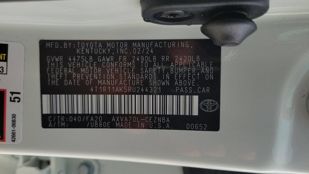 Used 2024 Toyota Camry LE w/ Convenience Package FWD image 23