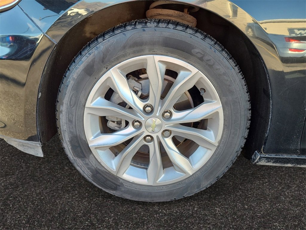 Used 2022 Chevrolet Malibu LT image 14