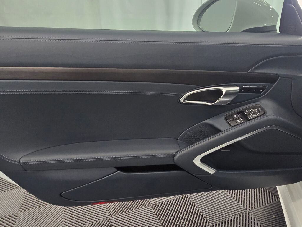 Certified 2024 Porsche 718 Cayman GTS RWD image 20