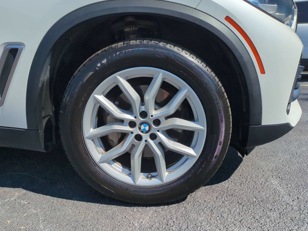Used 2019 BMW X5 xDrive40i w/ Convenience Package AWD/4WD image 13