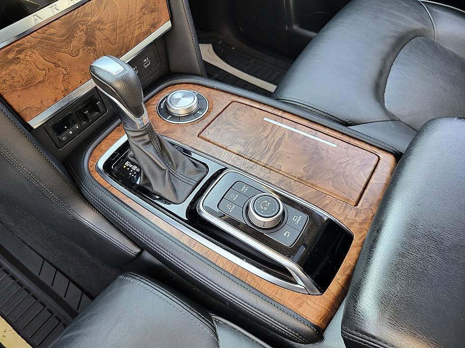 Used 2021 Nissan Armada SL w/ Captain's Chairs Package image 16