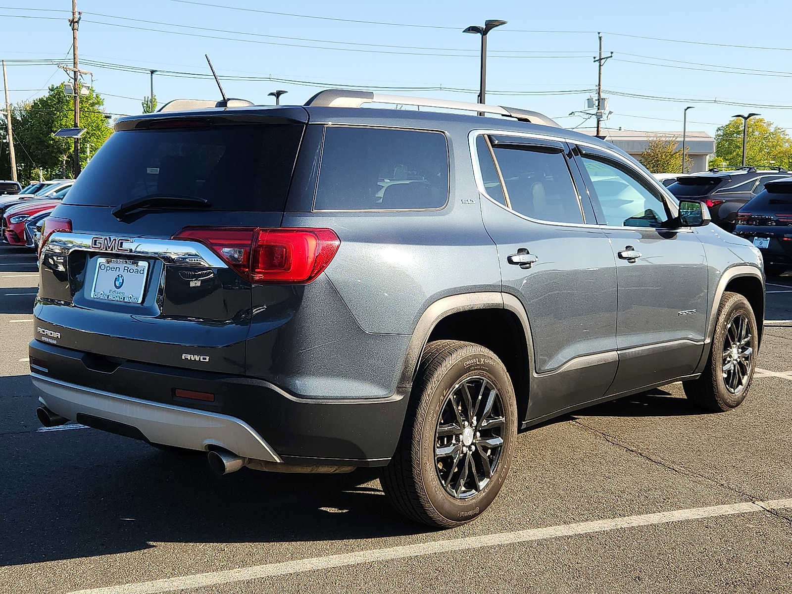 Used 2019 GMC Acadia SLT w/ LPO, Floor Liner Package AWD/4WD image 6