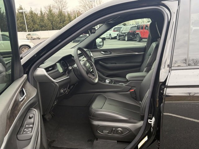 New 2025 Jeep Grand Cherokee Limited image 47