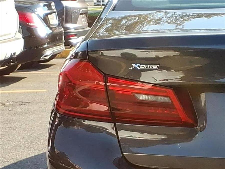 Used 2019 BMW 540i xDrive image 11