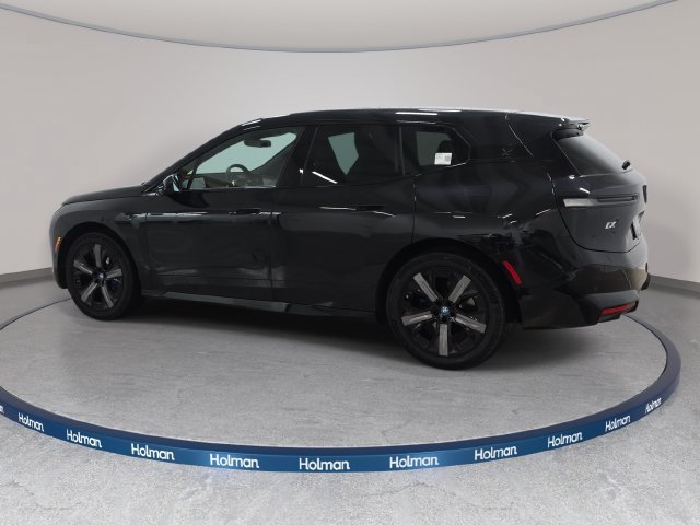 Certified 2024 BMW iX xDrive50 w/ Sport Package AWD/4WD image 7