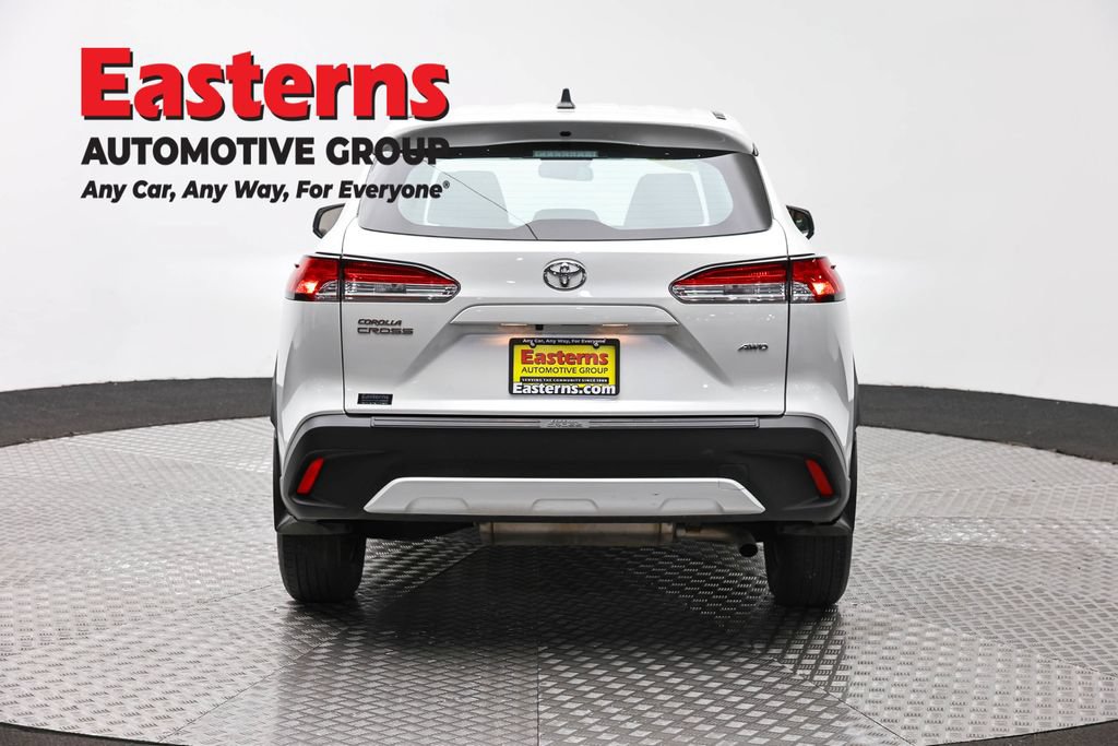 Used 2023 Toyota Corolla Cross L AWD/4WD image 6