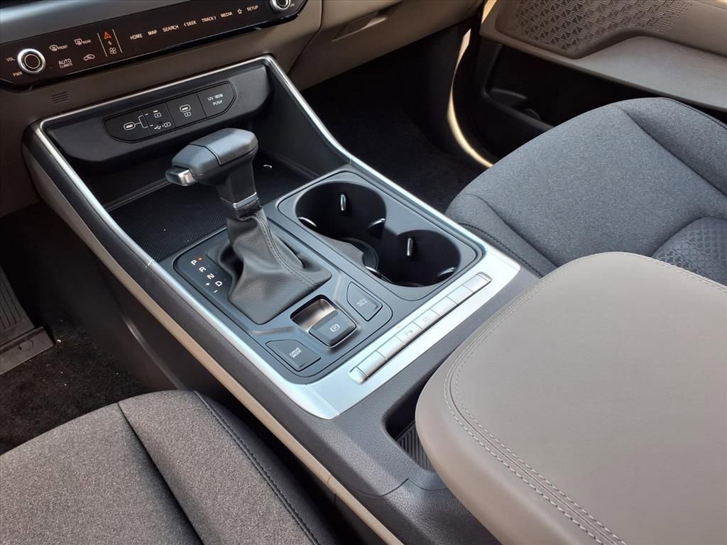 New 2026 Kia Carnival LX image 17