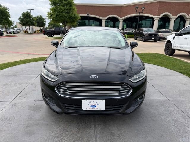 Used 2016 Ford Fusion SE w/ Equipment Group 201A image 2