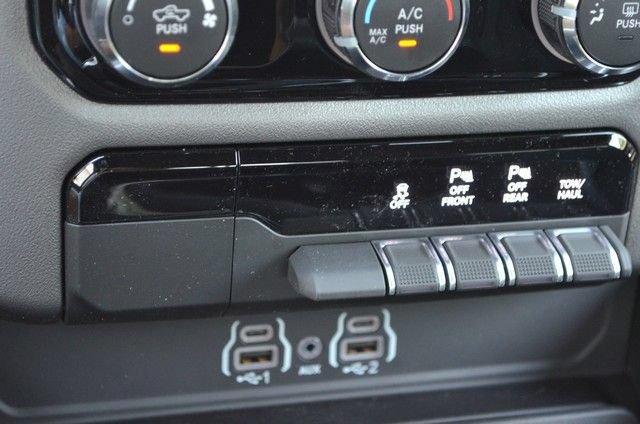 New 2026 RAM 1500 Big Horn w/ Night Edition AWD/4WD image 26