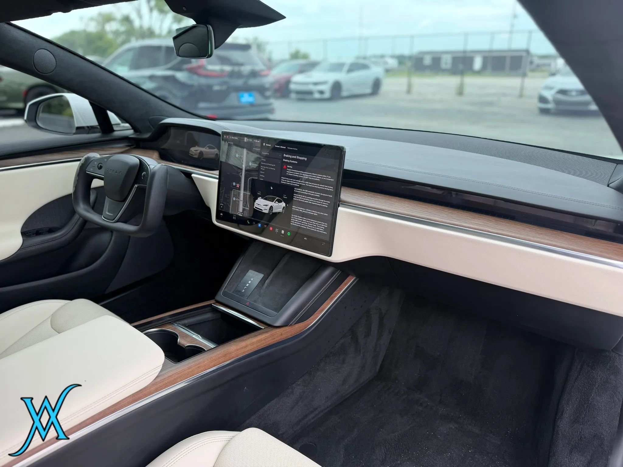 Used 2022 Tesla Model S Standard Range AWD/4WD image 22