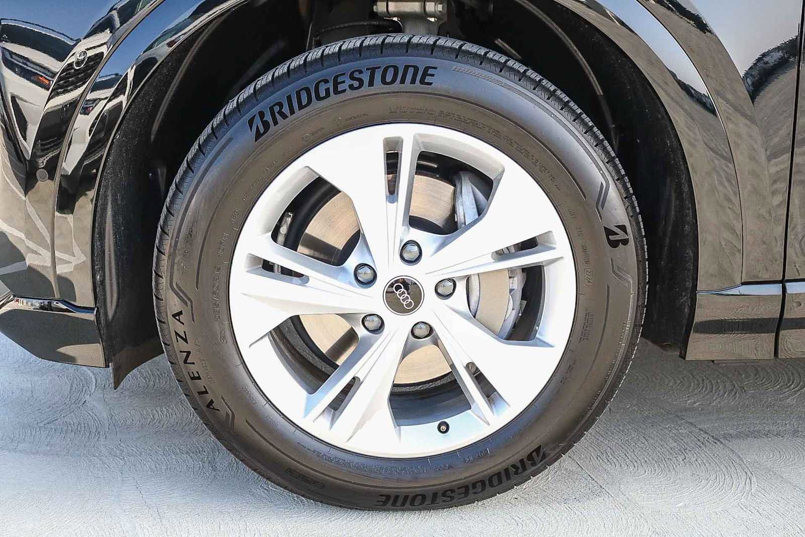 Used 2025 Audi Q6 e-tron Premium w/ Convenience Package image 14