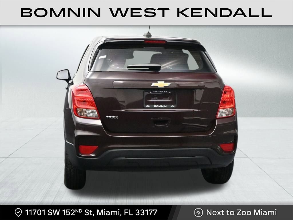 Used 2021 Chevrolet Trax LS image 4